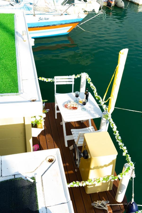 House Boat Bådhotel *