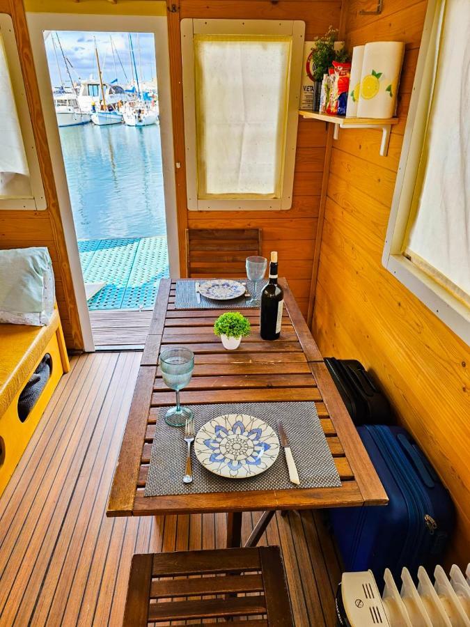 House Boat Bådhotel *